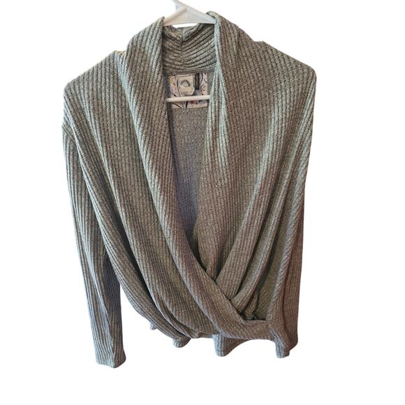 Anthropologie Akemi + Kim Long V Neck Sweater S Womens Green Long Sleeve Fall - Picture 1 of 5